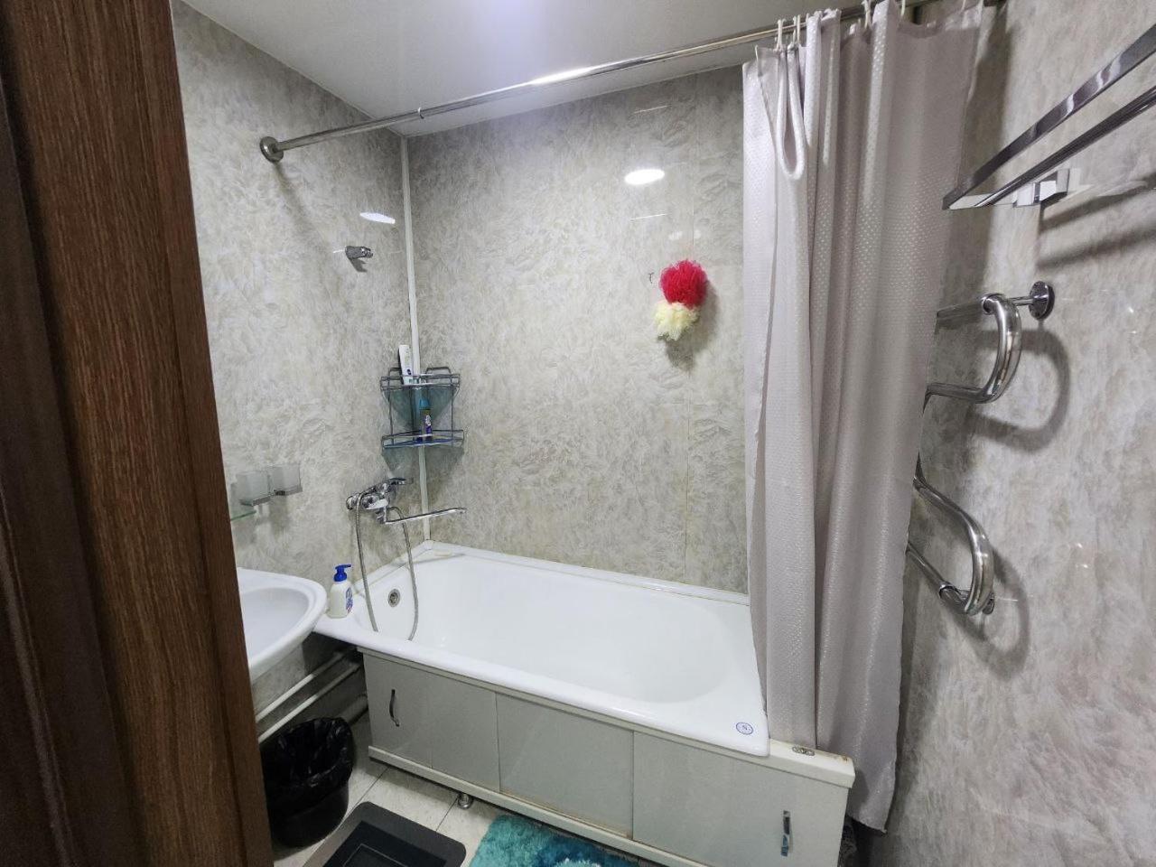 Apartment Center 1 Ташкент Екстериор снимка